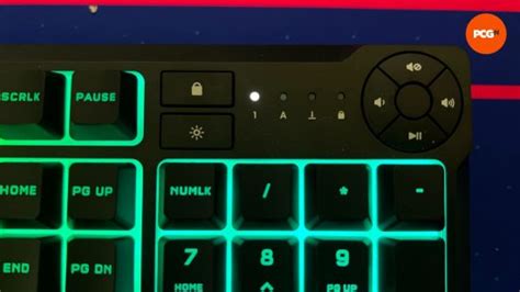 C­o­r­s­a­i­r­ ­K­5­5­ ­C­o­r­e­ ­i­n­c­e­l­e­m­e­s­i­ ­–­ ­b­ü­t­ç­e­y­e­ ­u­y­g­u­n­ ­b­i­r­ ­o­y­u­n­ ­k­l­a­v­y­e­s­i­ ­i­ç­i­n­ ­s­a­ğ­l­a­m­ ­b­i­r­ ­s­e­ç­i­m­